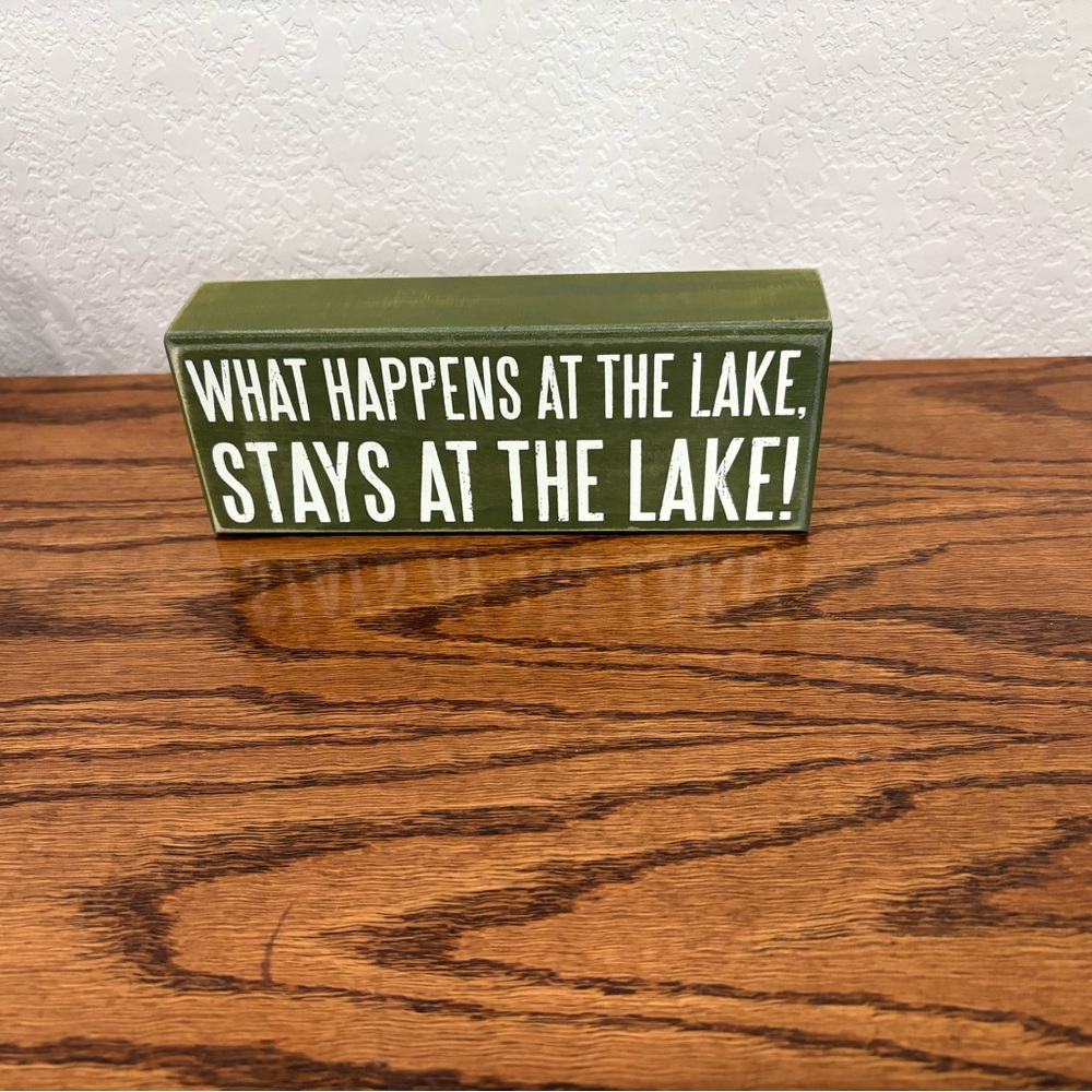 Lake themed small sign